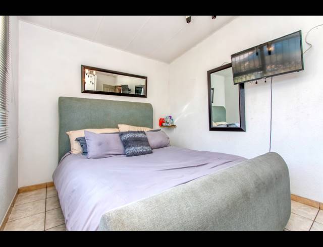 3 BEDROOM APARTMENT BLOCK FOR SALE IN RIDGEWAY